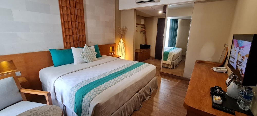BEDROCK HOTEL 30/73