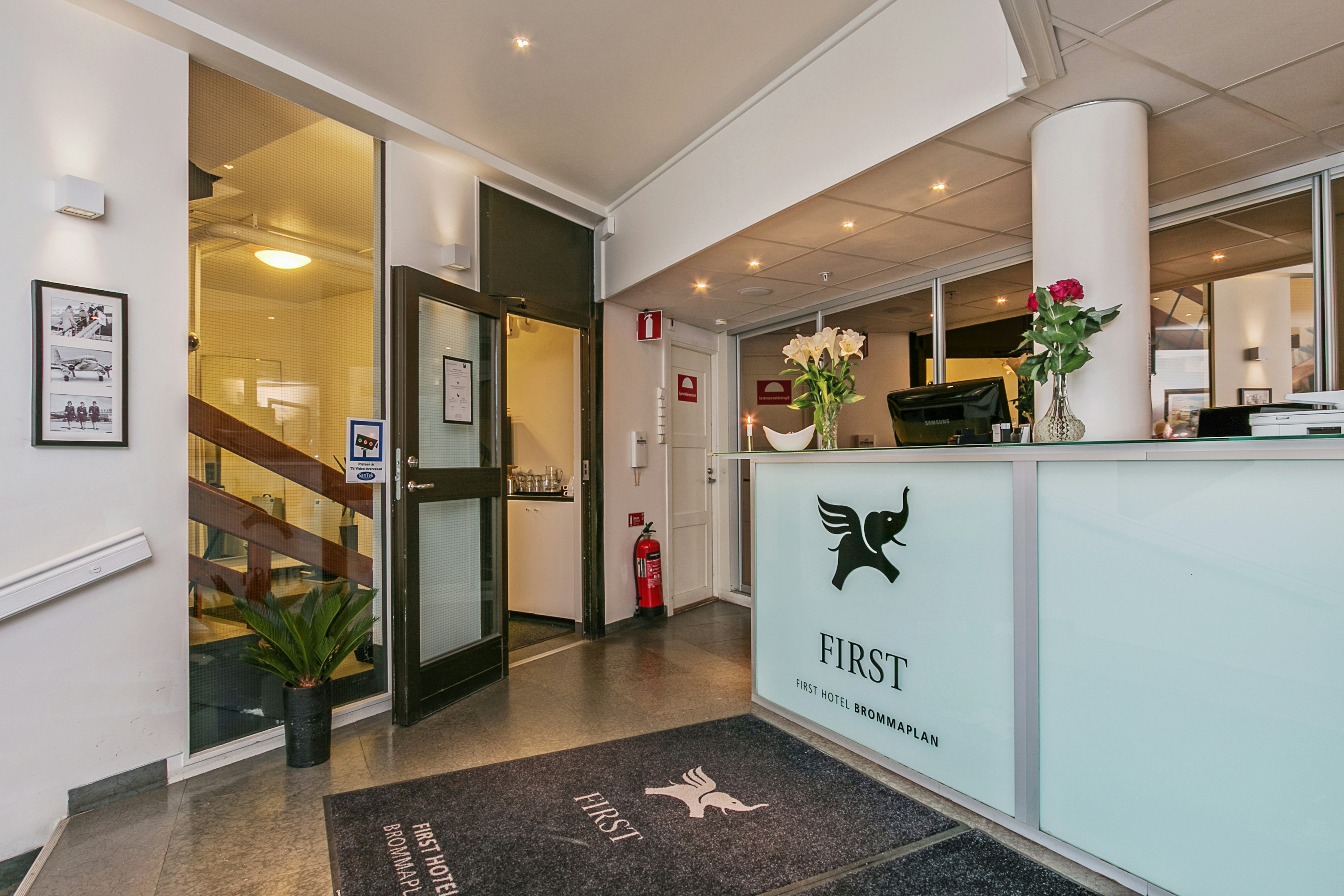 First Hotel Brommaplan 10/51