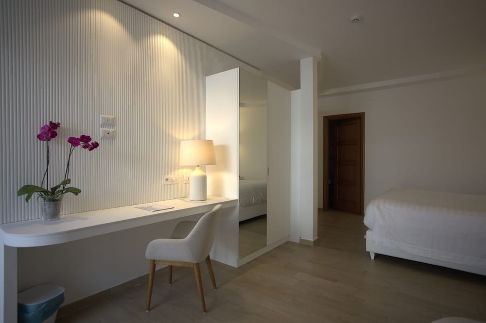 Pagoda Hotel Residence 3/50
