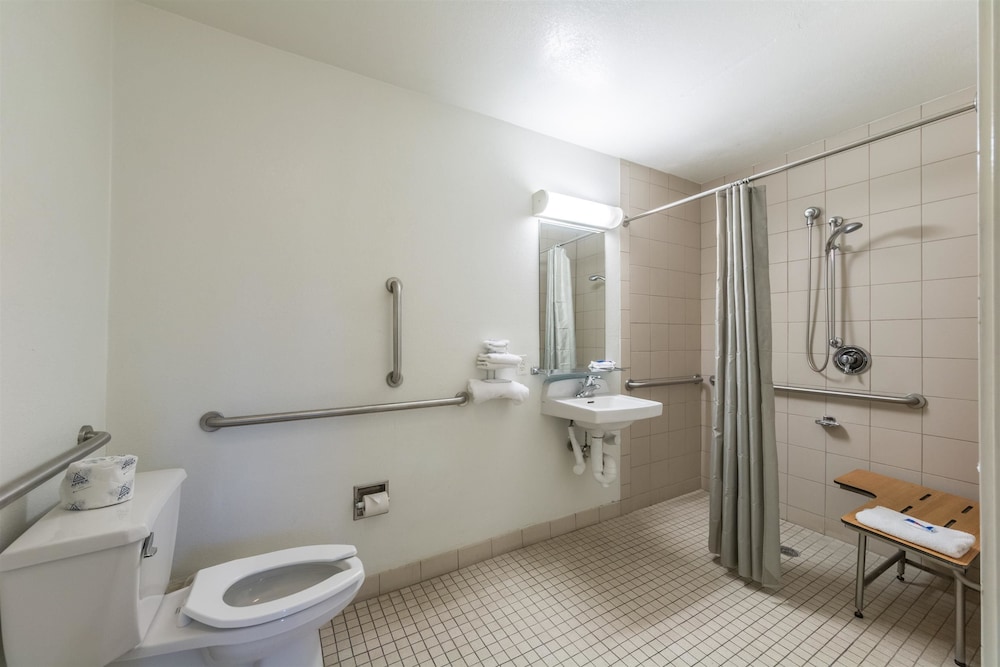 Motel6 Victoria, TX 48/52