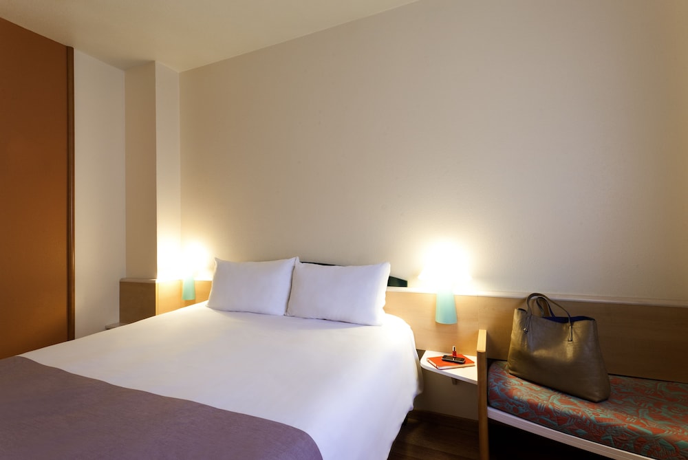 Ibis Leiria Fatima 21/80