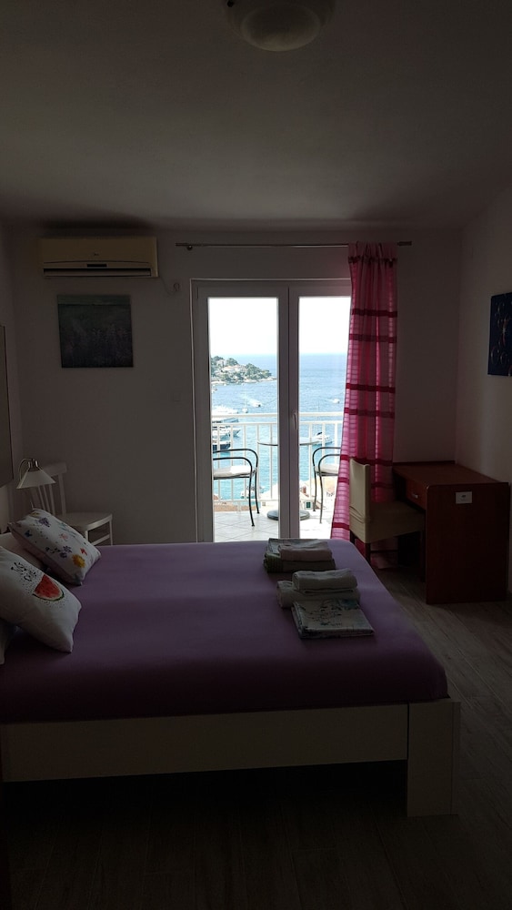 Bocin Rosso Apartments 33/50
