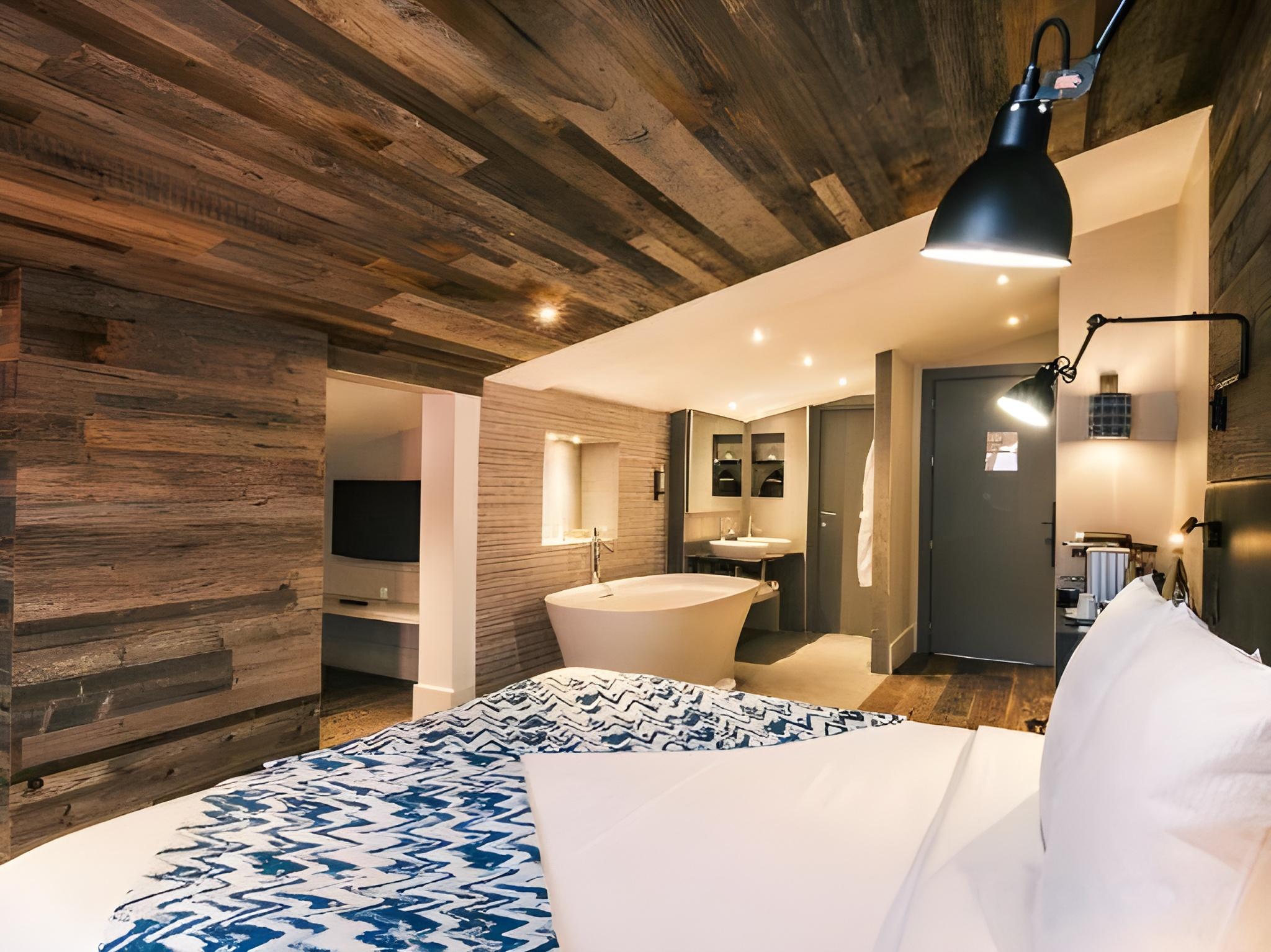 Suite, Double Bed, Mont Blanc View, Balcony