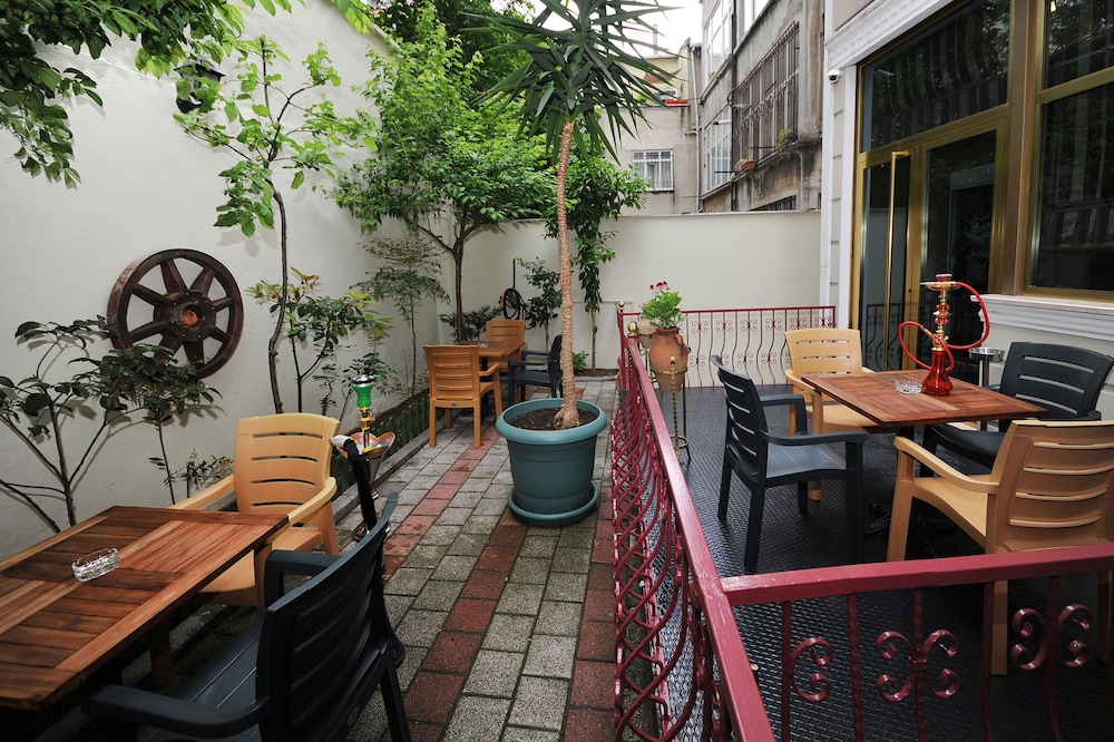Hotel Grand Umit 44/56