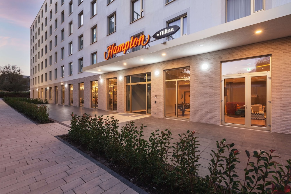 Hampton by Hilton Konstanz 1/43