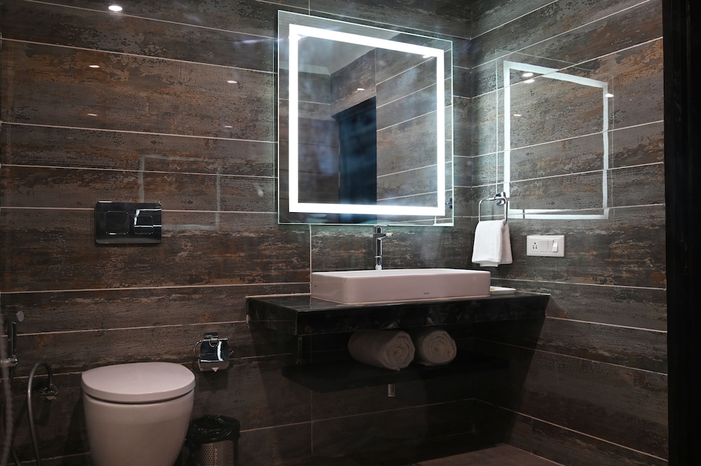JuSTa Luxe Cliffend Resort and Spa Mashobra 31/36