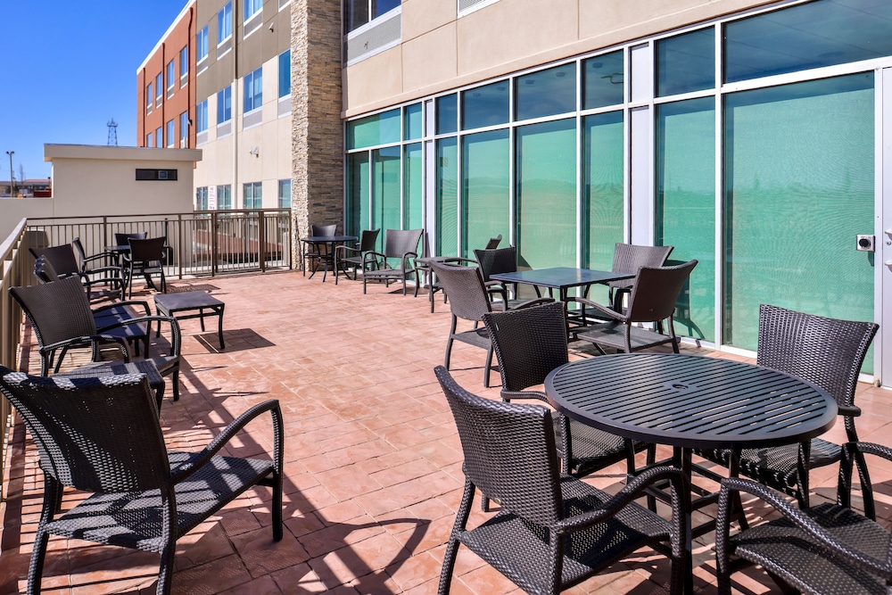 HOLIDAY INN EXPRESS & SUITES VAN HORN 35/65