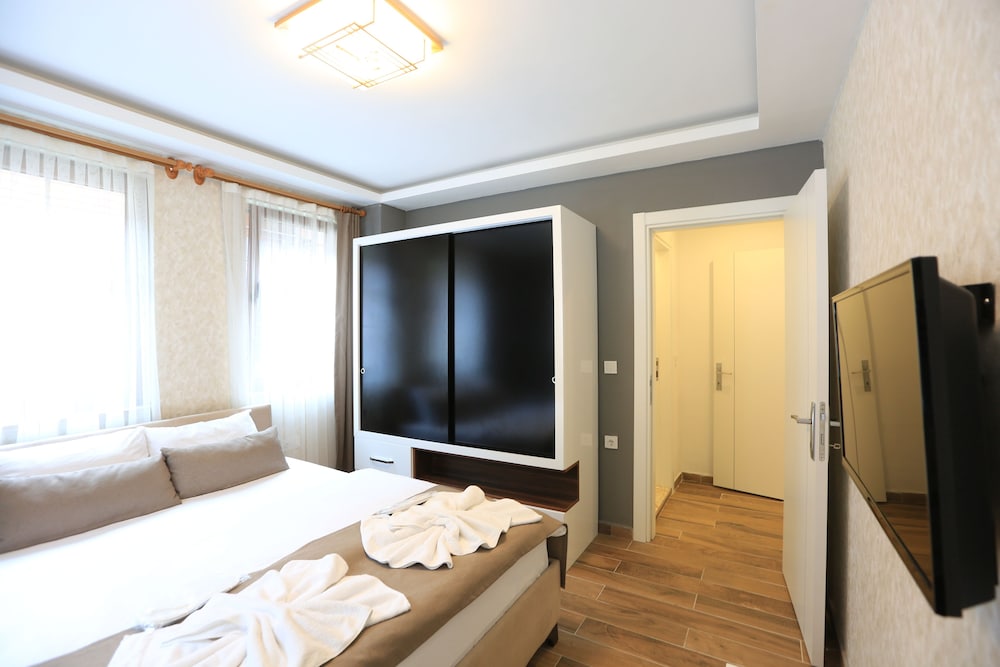 Hirande Hotel 19/50