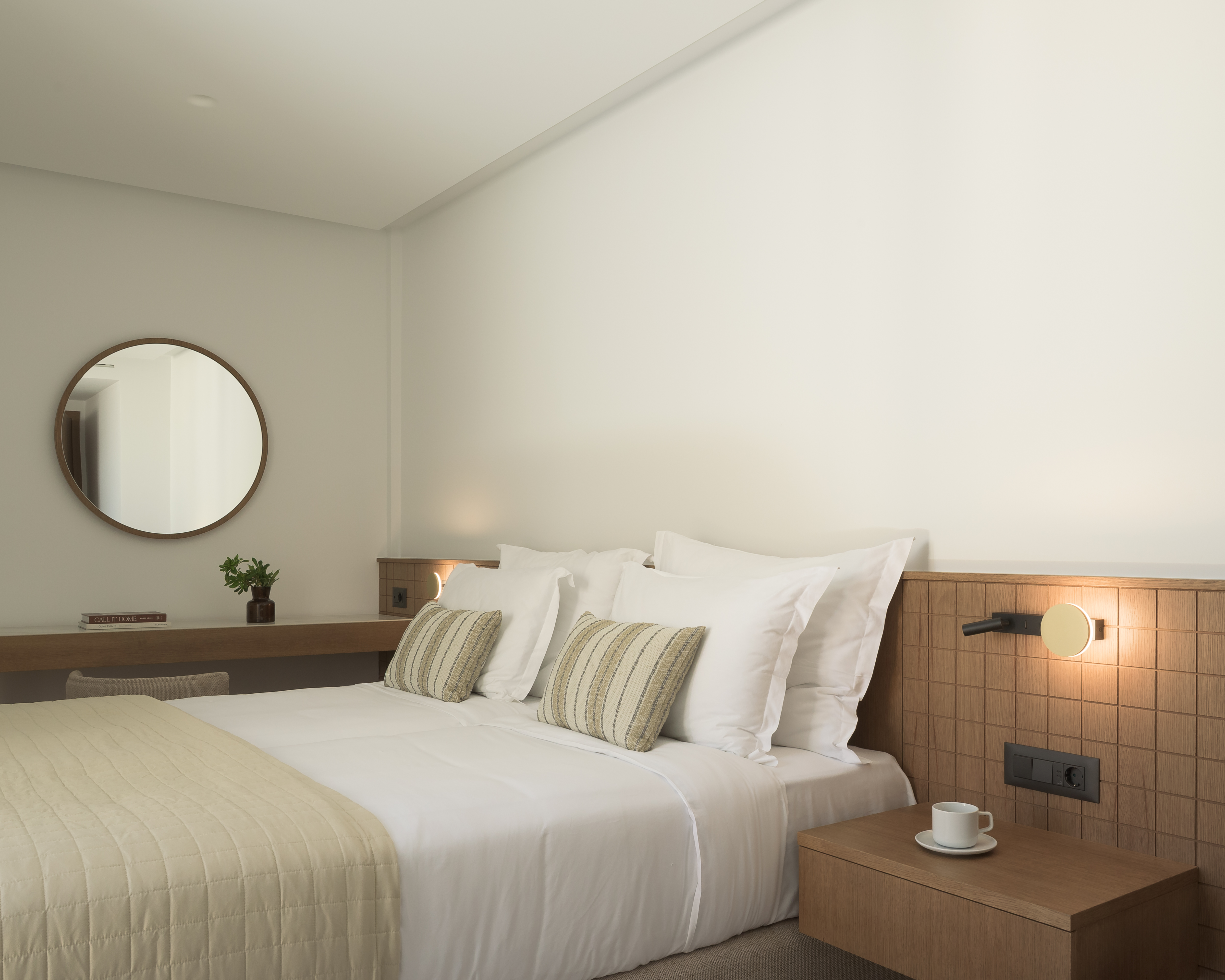 Suite Premium Sharing Pool، Galaxy Suites Boutique Resort 5/8