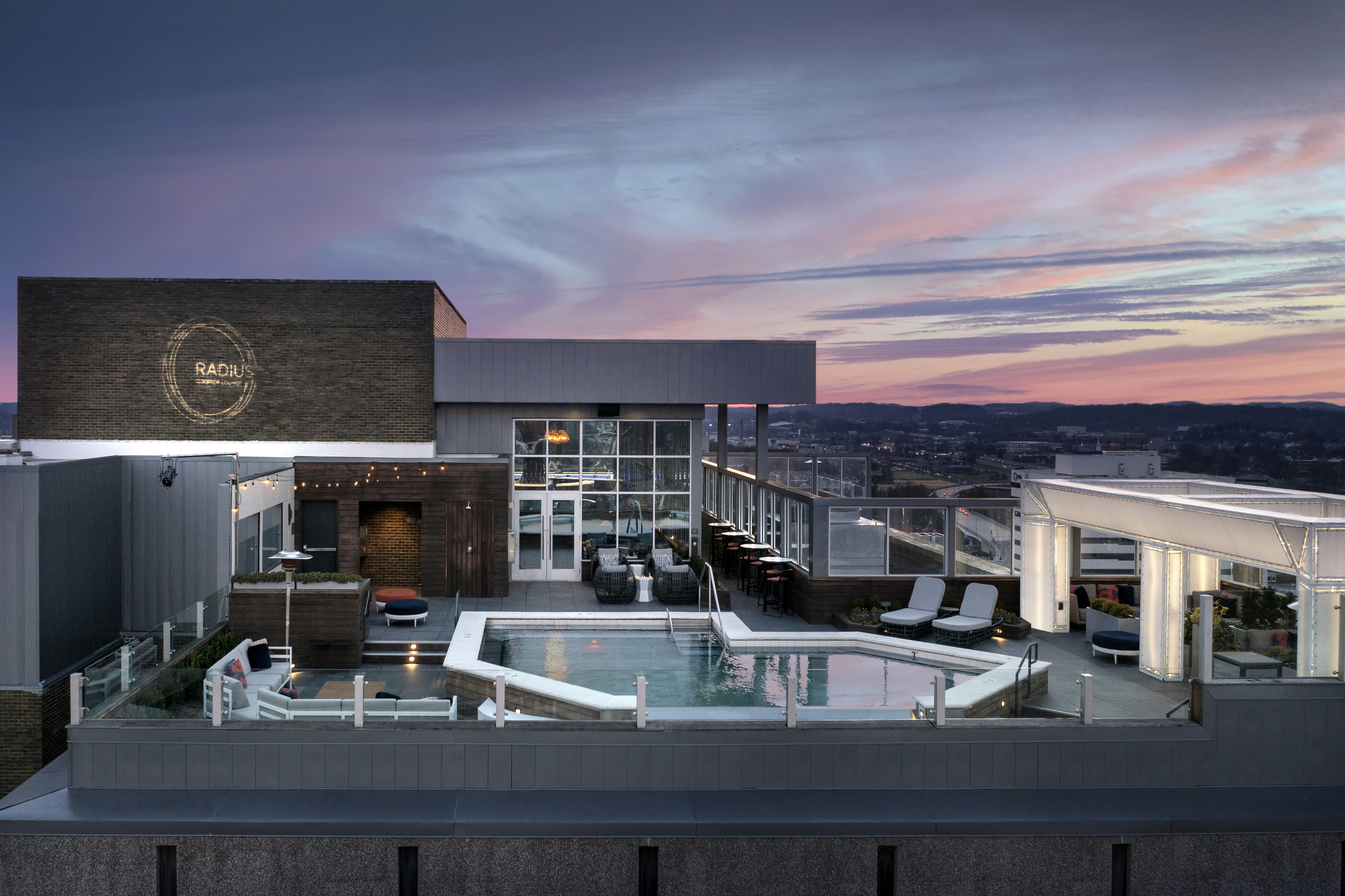 Embassy Suites By Hilton Knoxville Downtown 5/50