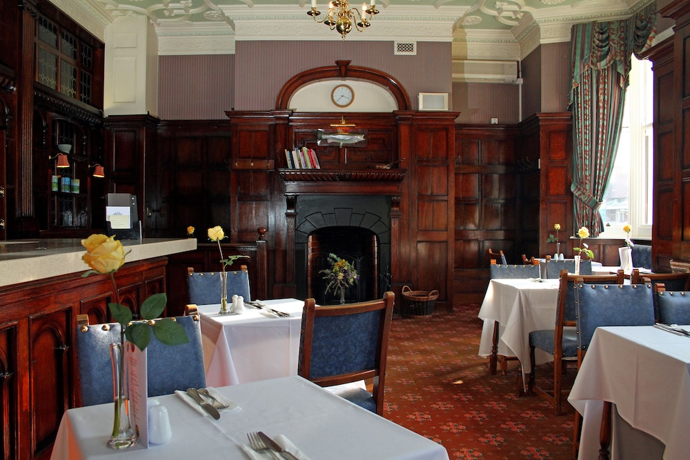 Orwell Hotel 55/67