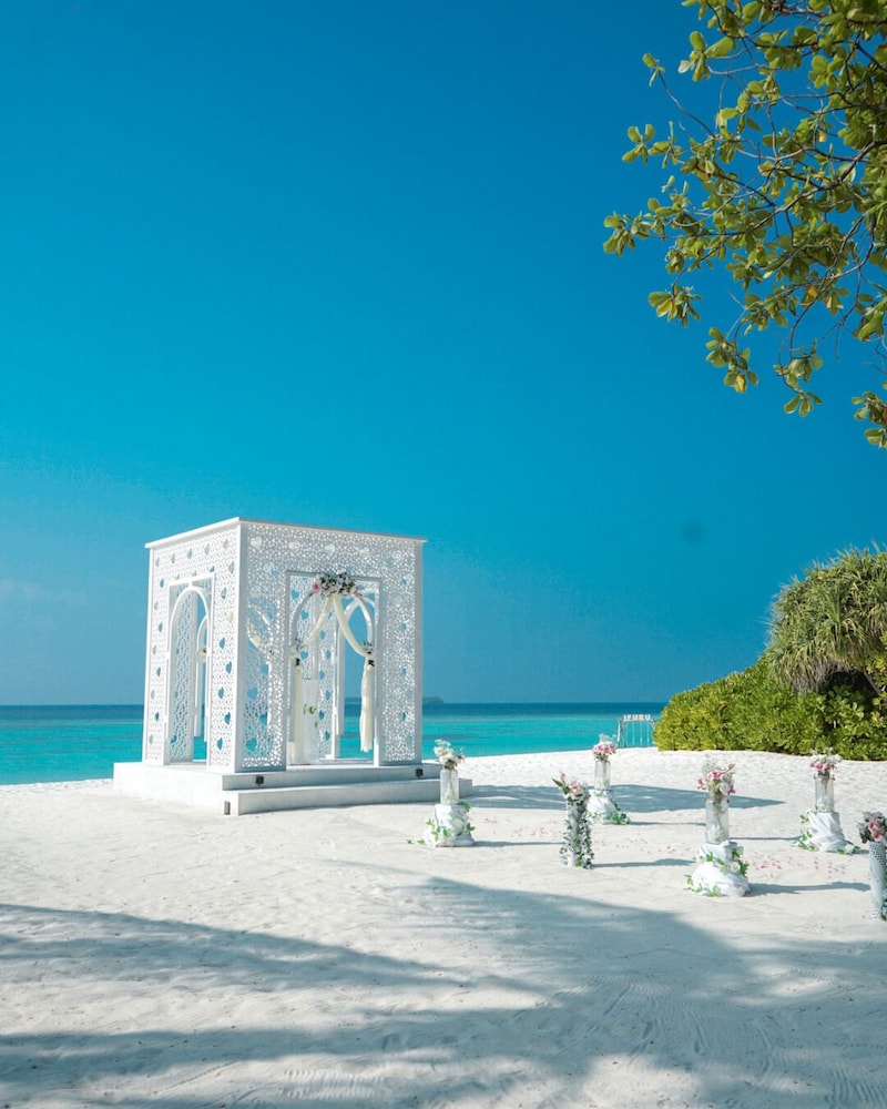 Ifuru Island Maldives 66/70