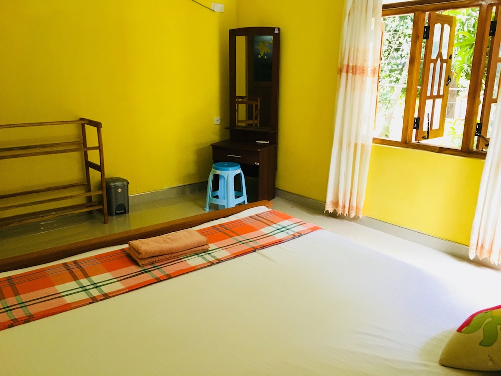 Sudu Neluma Home Stay 11/34