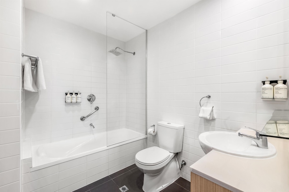 Adina Apartment Hotel Perth Barrack Plaza 62/65