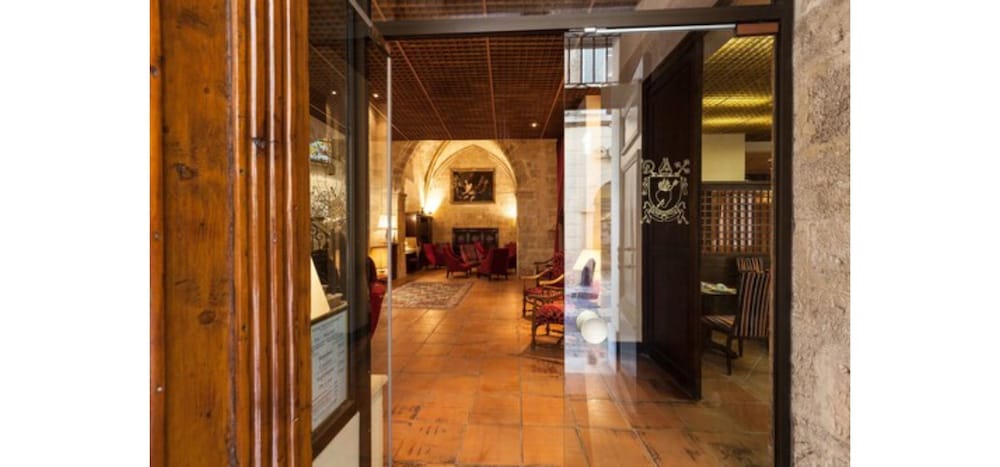 HOTEL DES AUGUSTINS 6/70