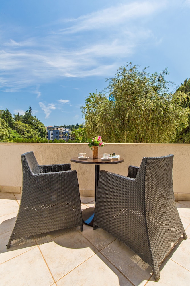 Dubrovnik Hotel 4/50