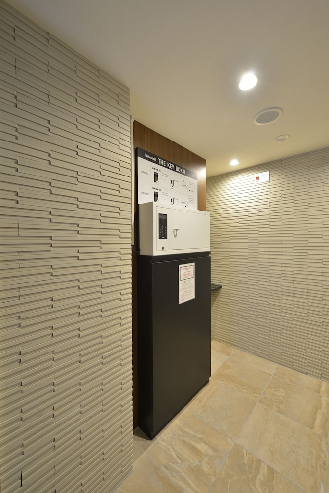 Residence Hotel Hakata 8 3/38