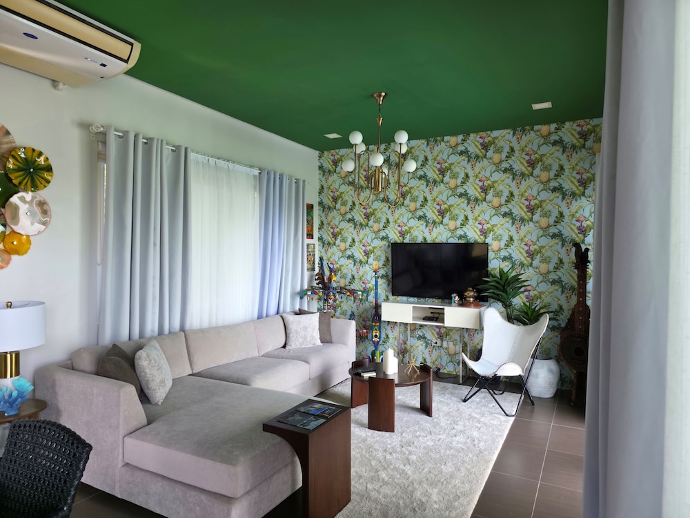 One Hagdan Villas 34/46