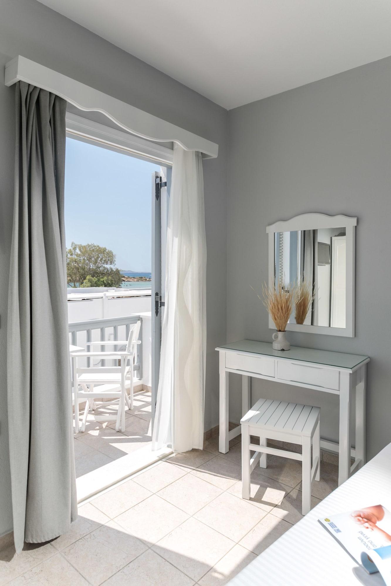 Ippokampos Beachfront 12/50