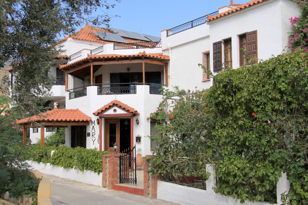 Hotel Mary 4/38
