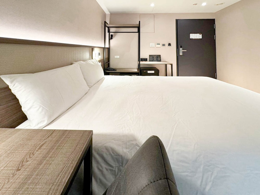 Royal Rose Hotel Zhongshan 25/44