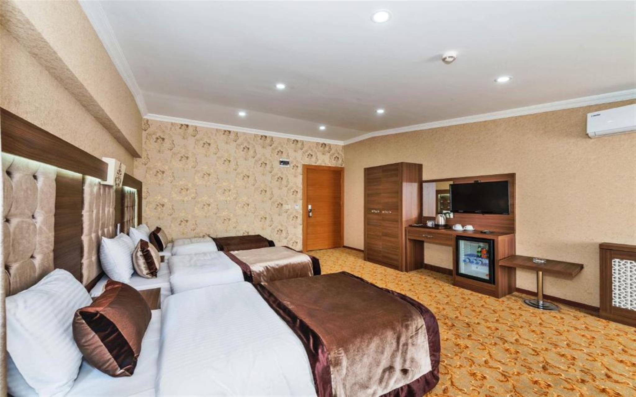 Private, Quadruple, 4 Beds