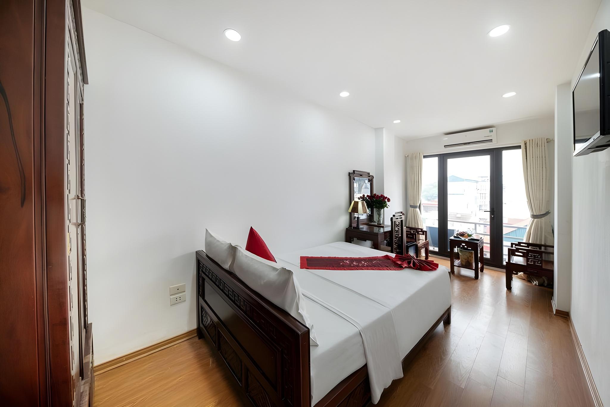 Deluxe, Double Bed