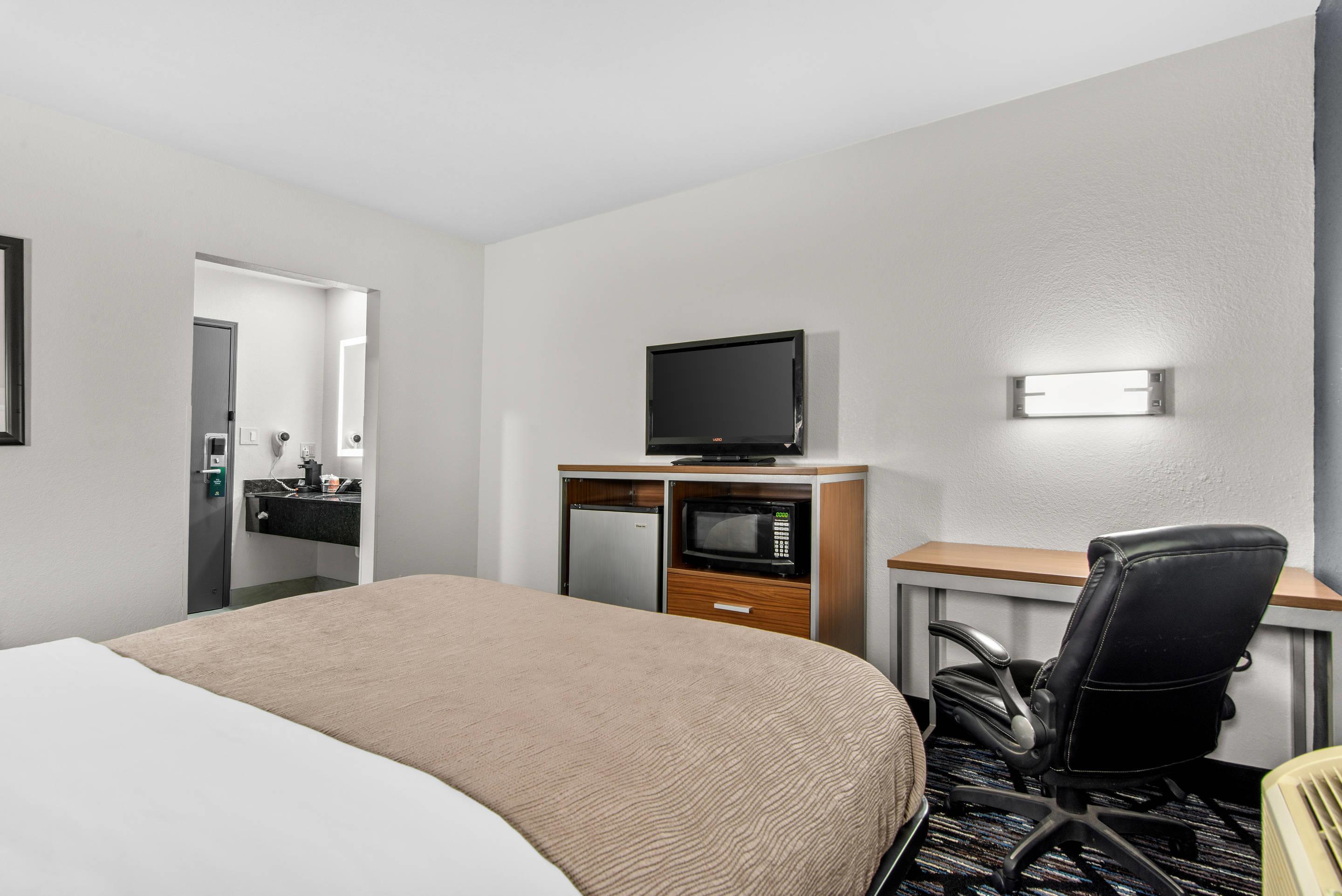 غرفة بسرير كوين، Quality Inn Cedartown 8/9