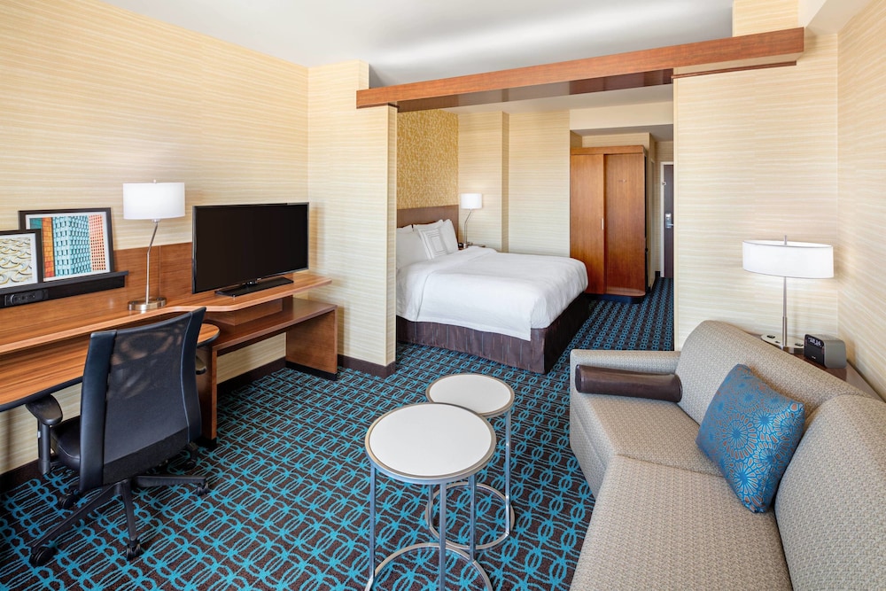 Fairfield Inn Suites North Bergen 20/27