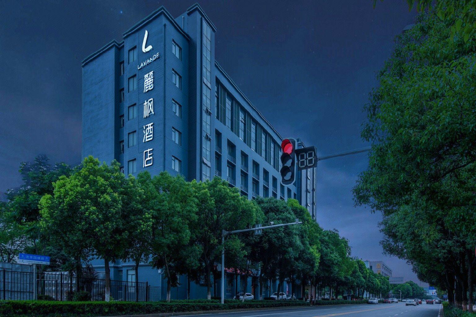 Lavande Hotel (Second Guanggu Road, Wuhan) 3/27