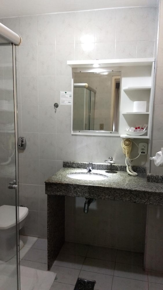 Castel Plaza Hotel 60/61