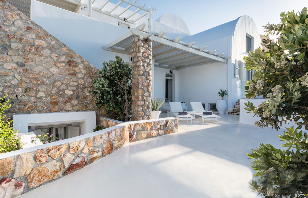 Michaela Residence 42/50