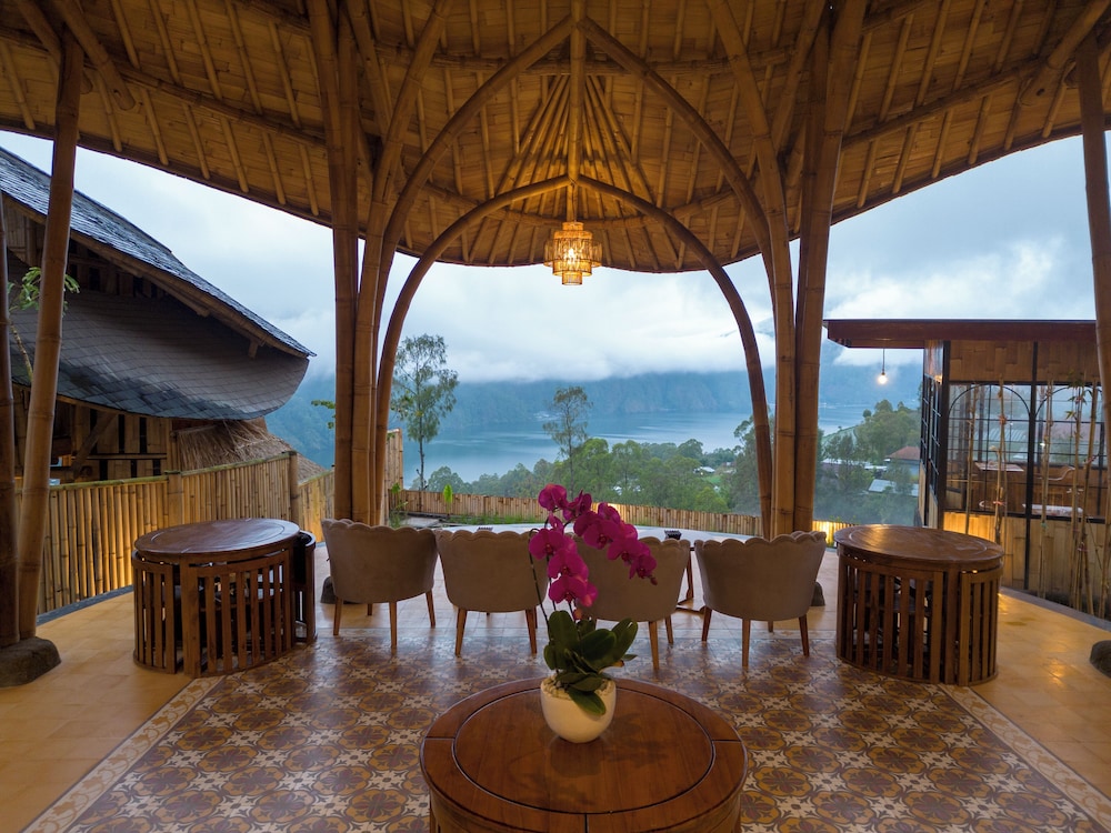 The Dewi Eco Bamboo Villa 45/58