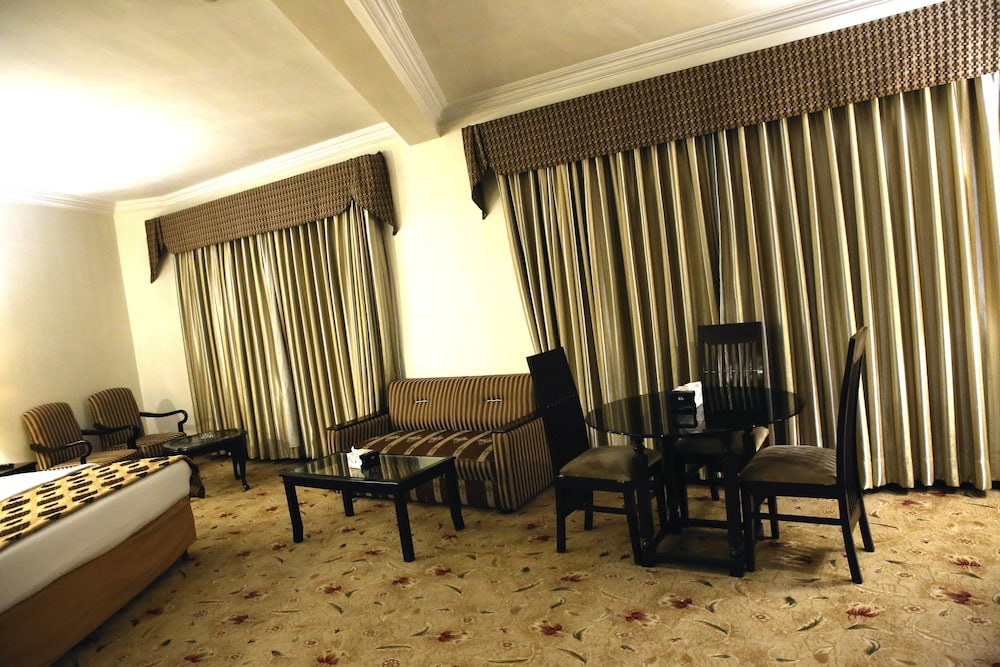 Hotel Hillview 28/50