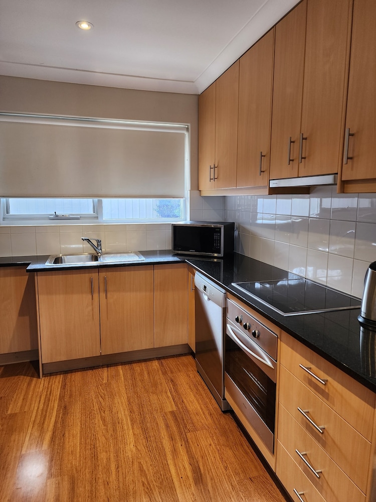 Ethelton Serviced Apartments 3/50