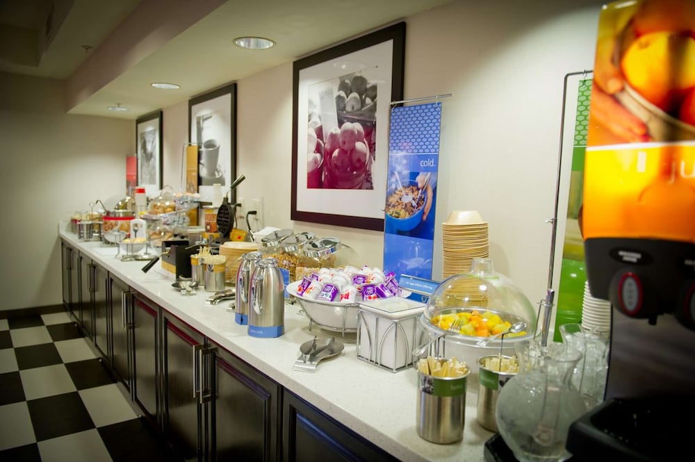 Hampton Inn Oakland Hayward Ca 40/54