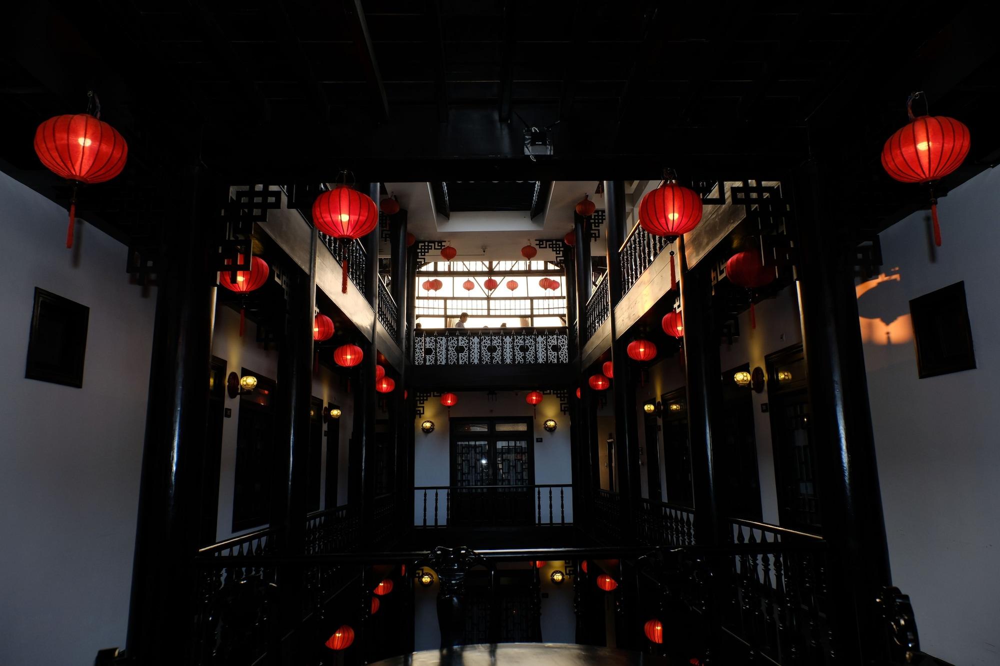 Phu House 3/72
