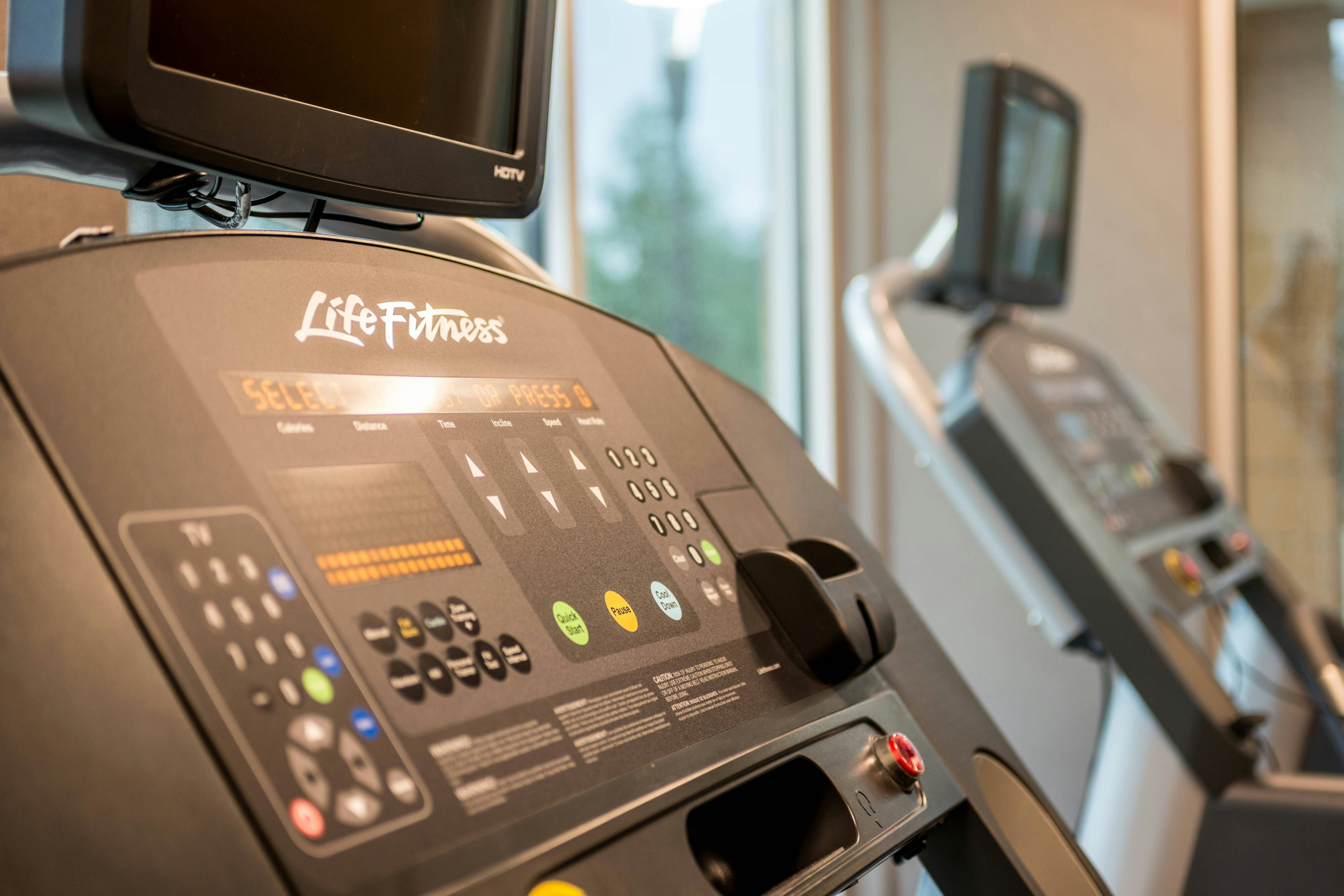 Fairfield Inn Suites By Marriott Orlando East Ucf Area 8/24