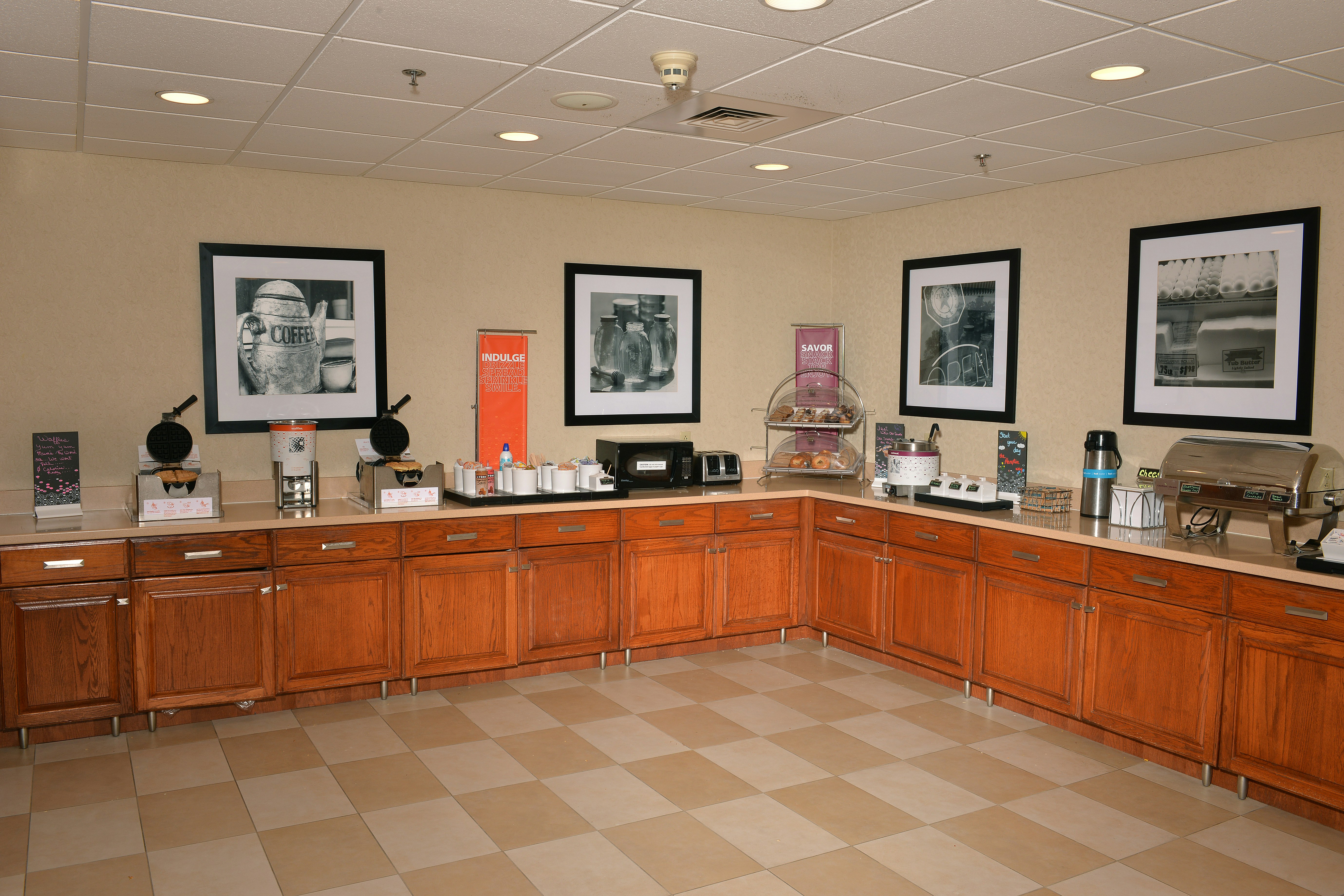 Hampton Inn and Suites Springfield 6/26