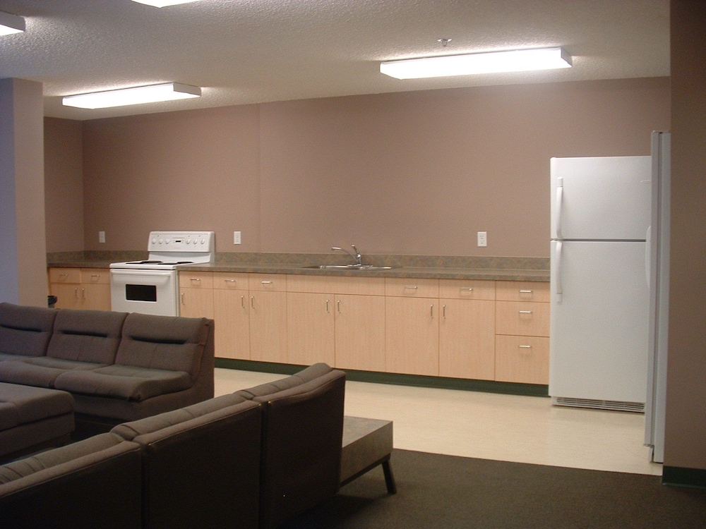 University of Alberta - Guest Accommodation 28/45