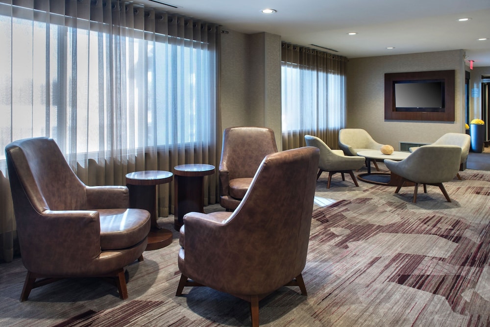 Courtyard By Marriott Newburgh Stewart Airport 28/41