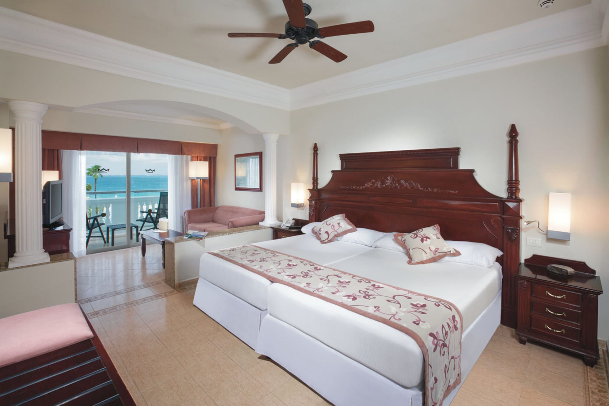 Junior Suite, 2 Double Beds, Ocean View