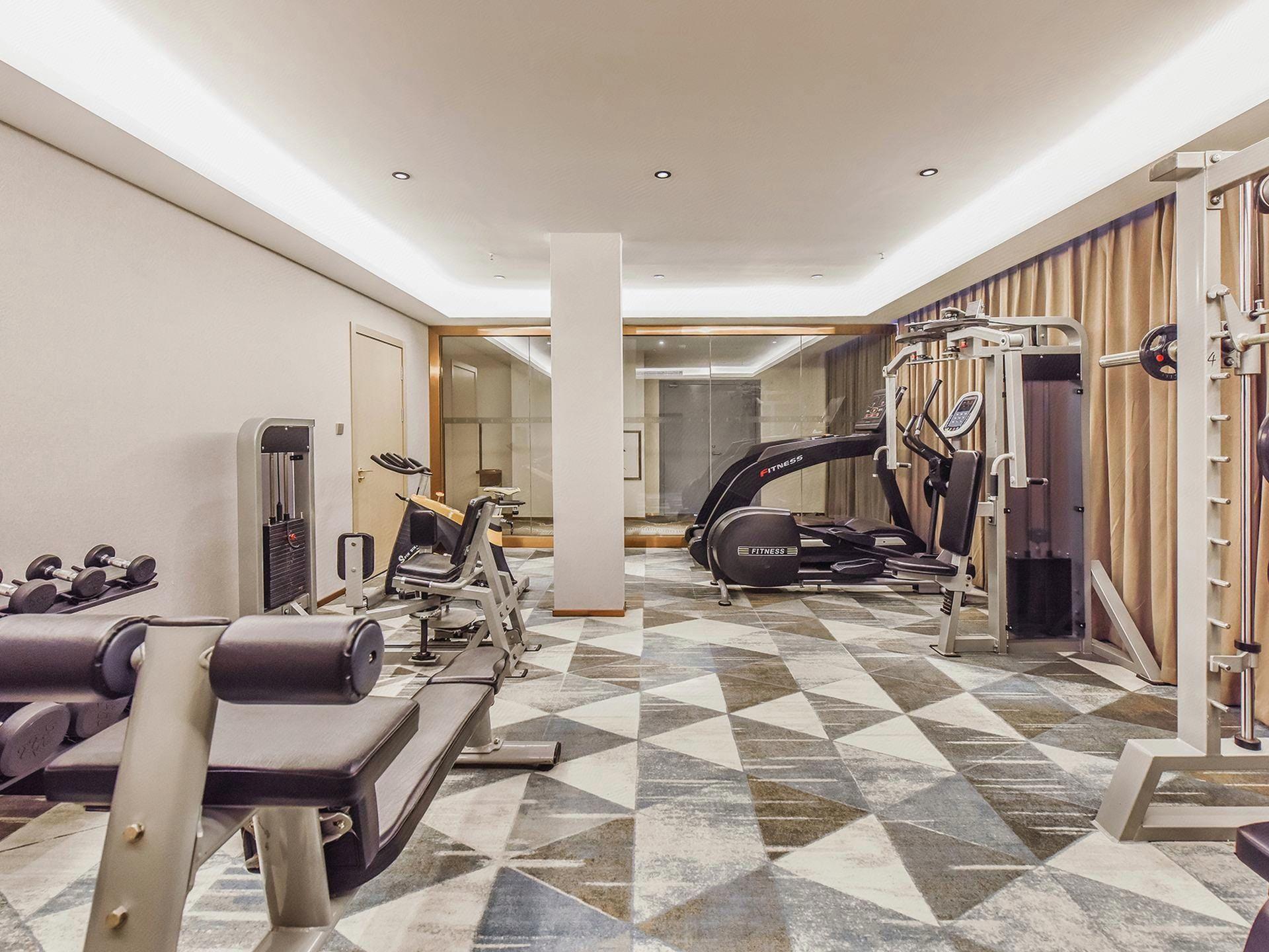 Lifeng Hotel (Chongqing Bishan Light Rail Station Store) 20/31