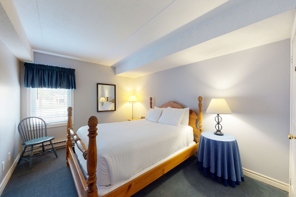 The Lodges At Blue Mountain Mountain Walk Condos 14/50