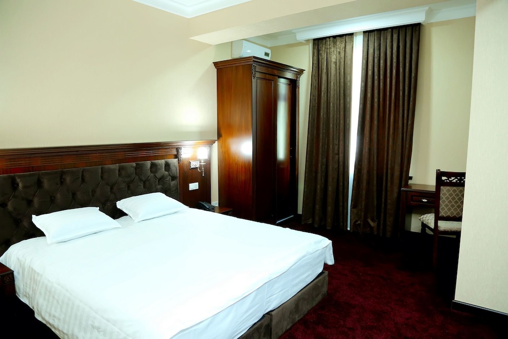 Grand Capital Hotel 16/50