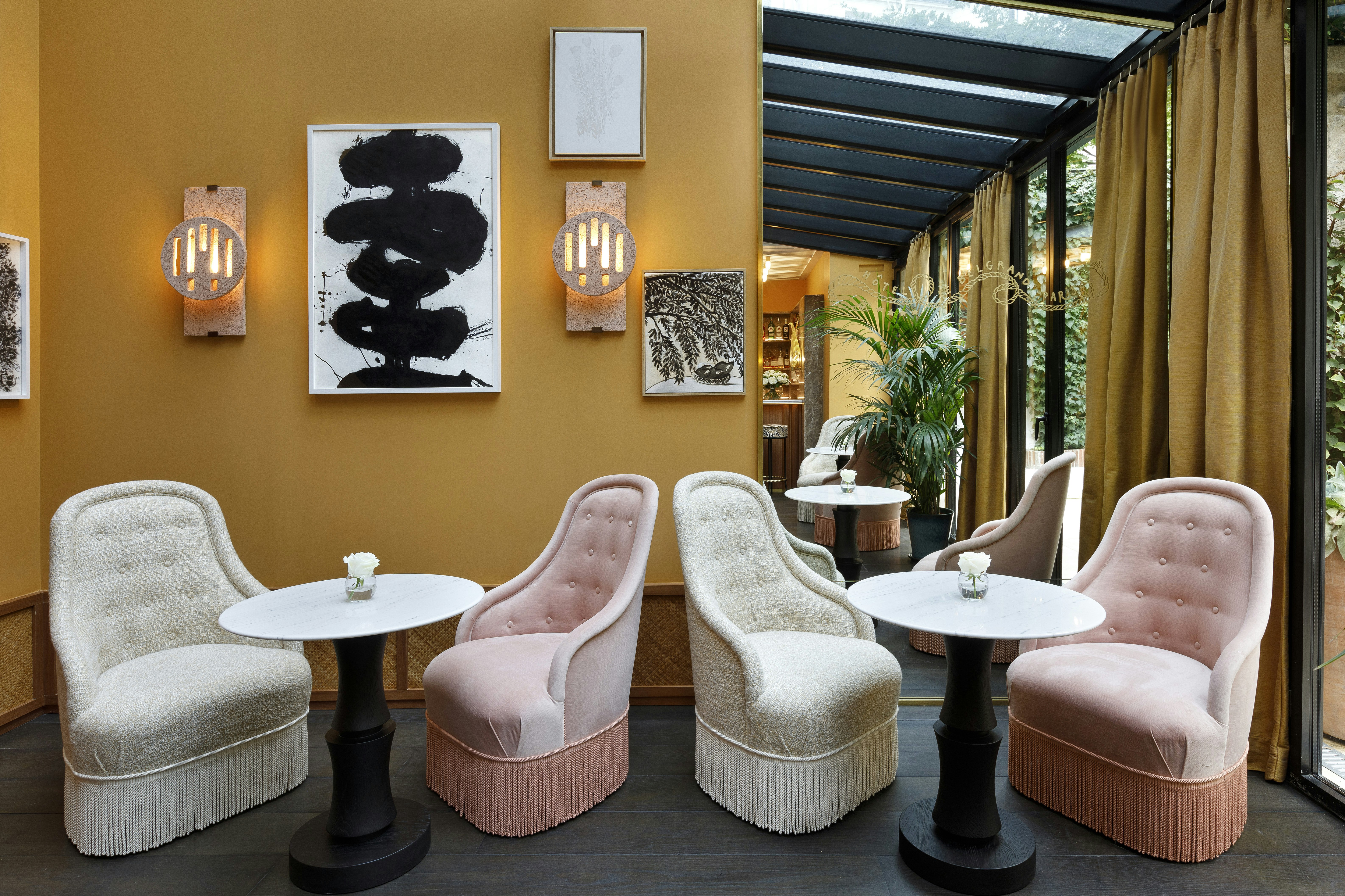 Le Belgrand Hotel Paris Champs Elysees, Tapestry Collection by Hilton 10/20