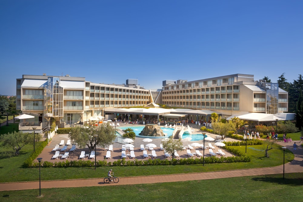 Aminess Vival Maestral Hotel in NOVIGRAD