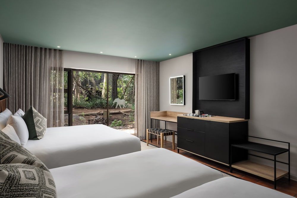 غرفة ديلوكس عائلية بسريرين كينج، Protea Hotel By Marriott Kruger Gate 5/10