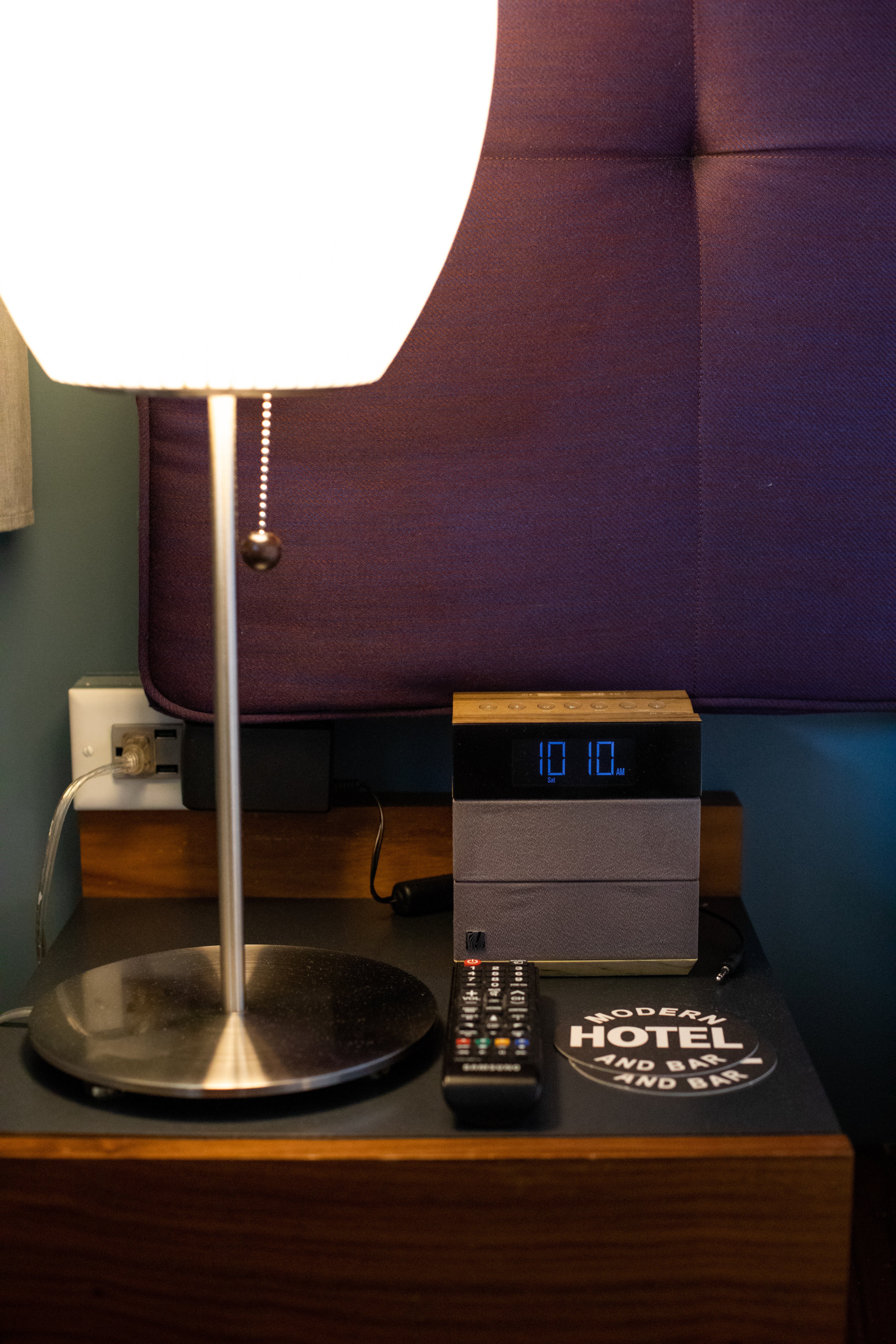 Modern Hotel And Bar 32/48