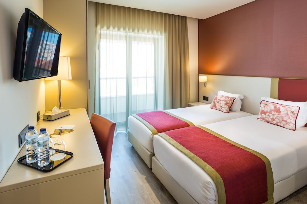 EMPIRE LISBON HOTEL 22/71
